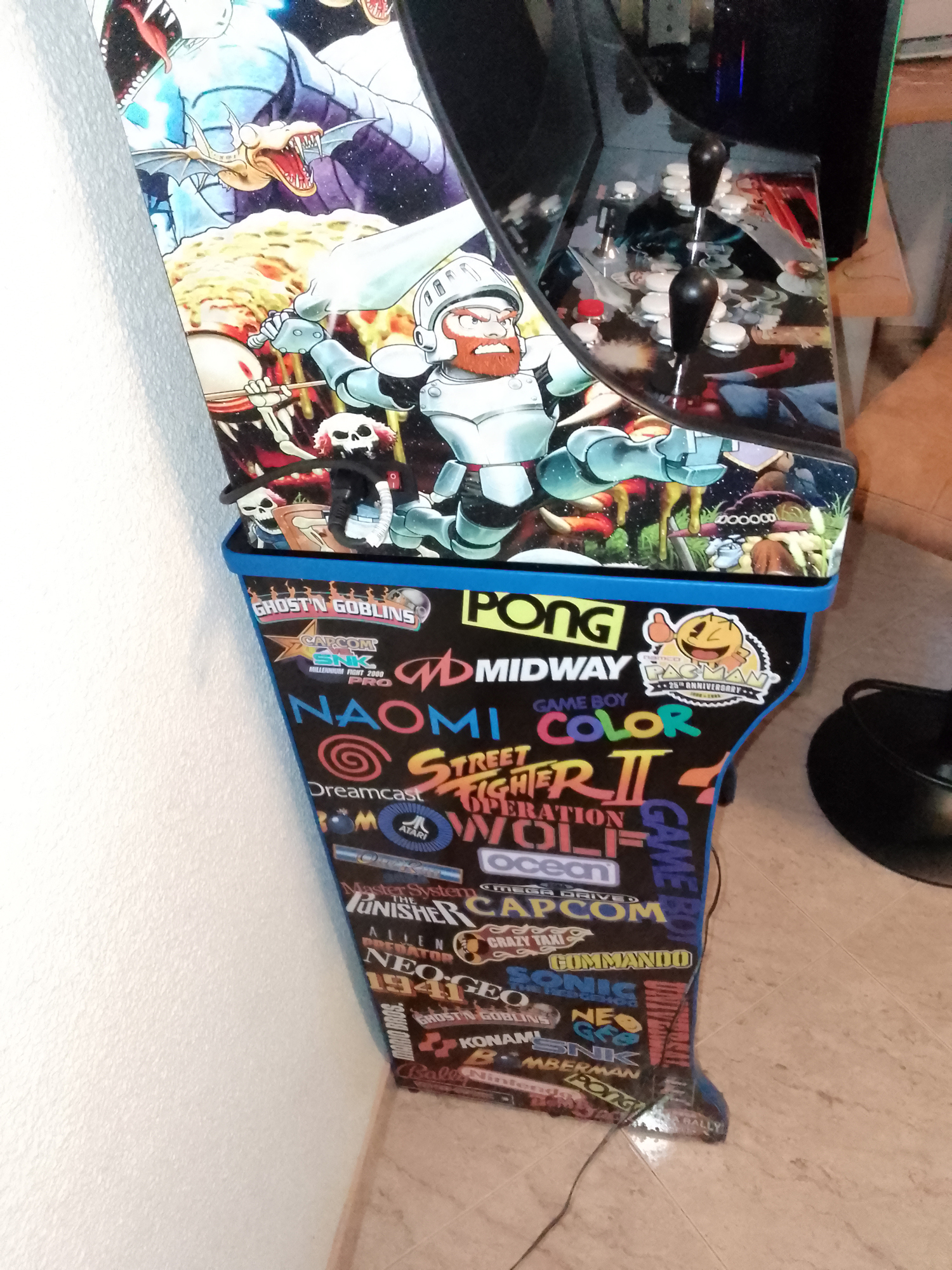 MUEBLES-PIE-PEDESTAL-ARCADE