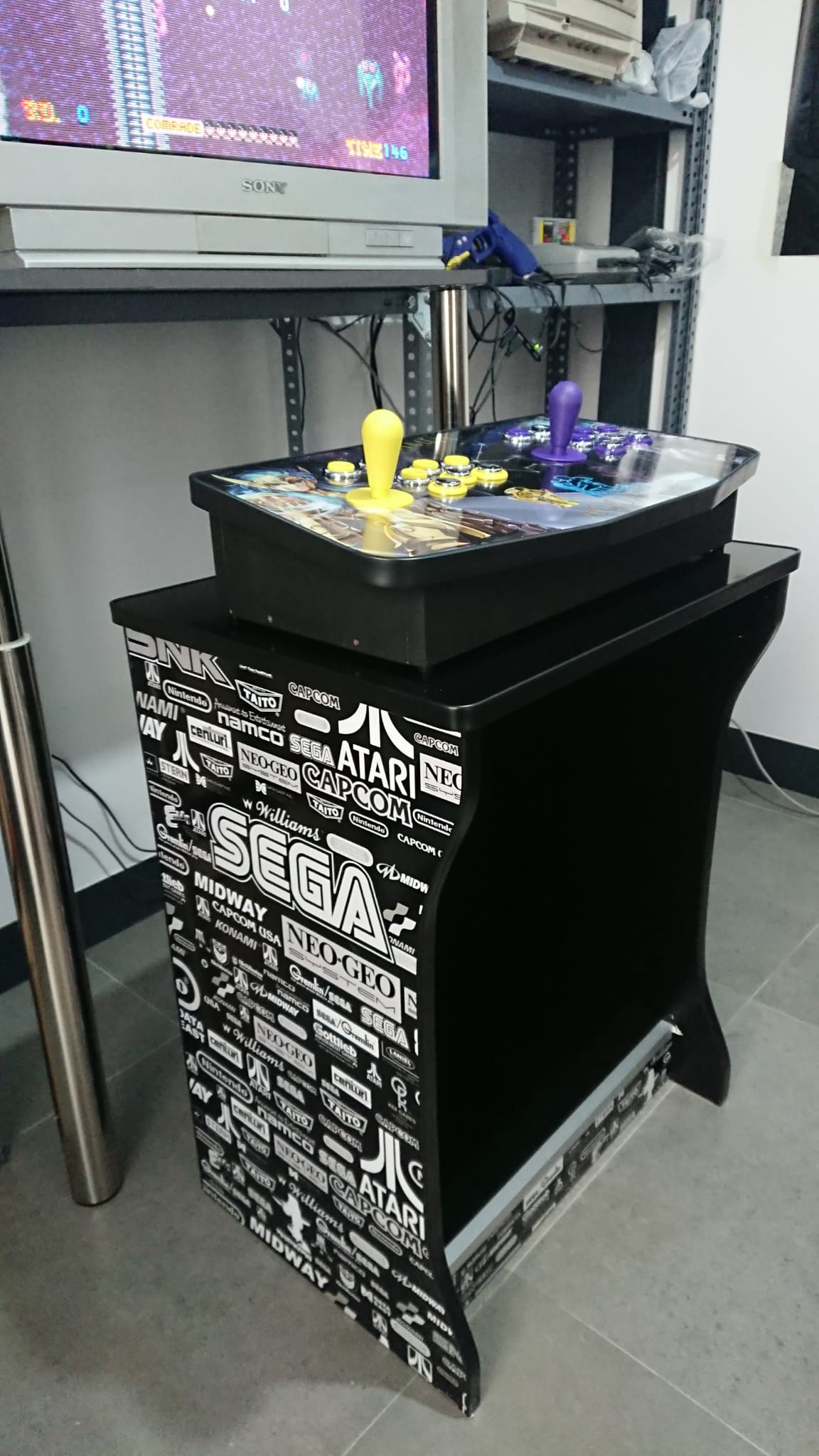 MUEBLES-PIE-PEDESTAL-ARCADE